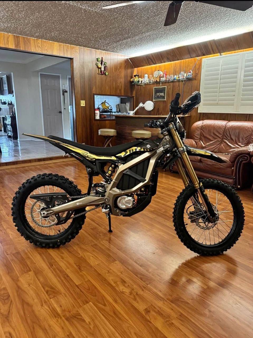 2025 Surron Ultra Bee